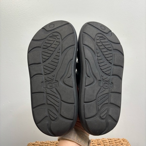 Ugg‎ Sport Yeah Slide Sandal in Black Kids Size 2. - Picture 5 of 7